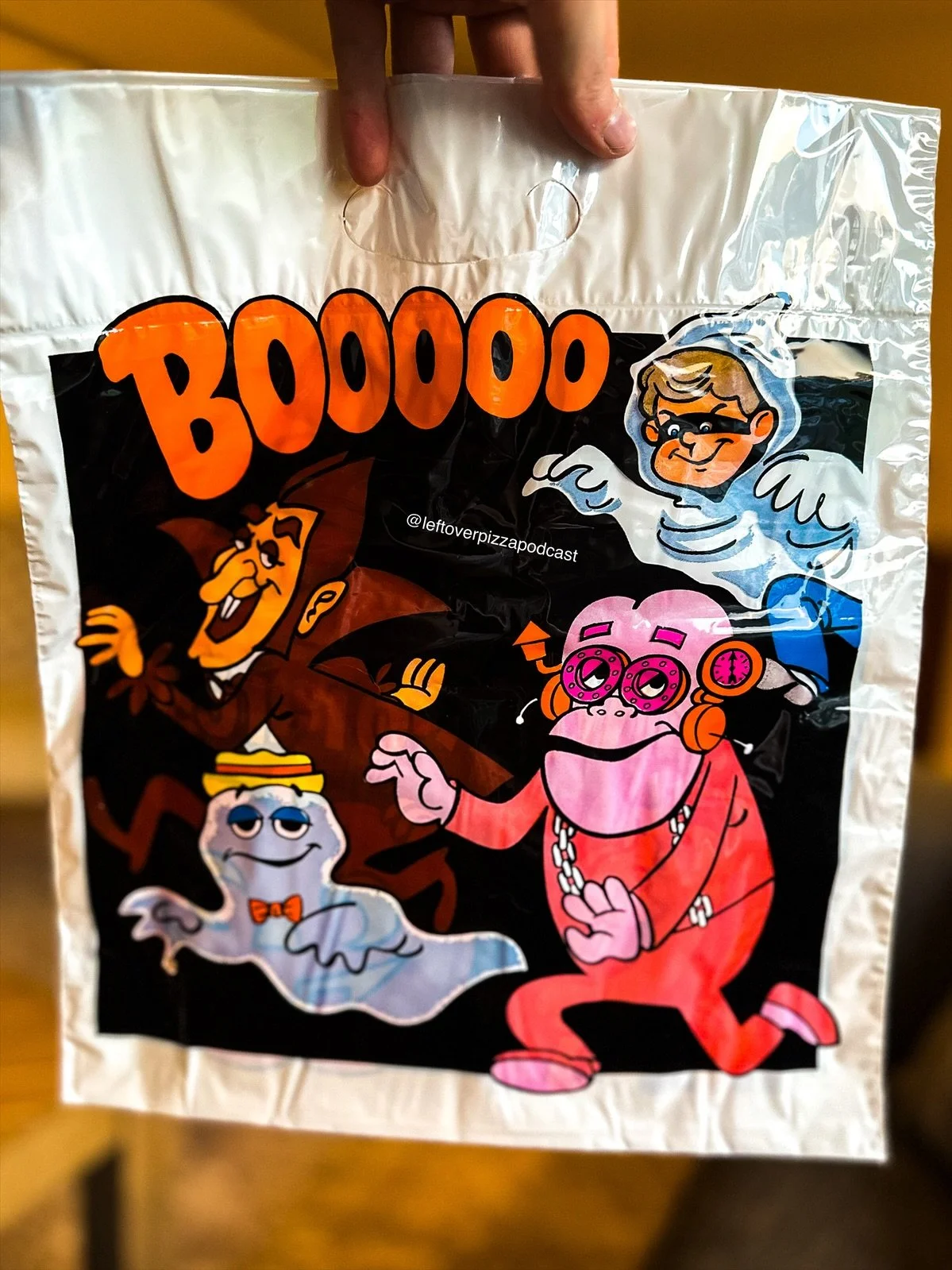 VINTAGE HALLOWEEN TRICK-OR-TREAT BAGS PT. 1 — Leftover Pizza
